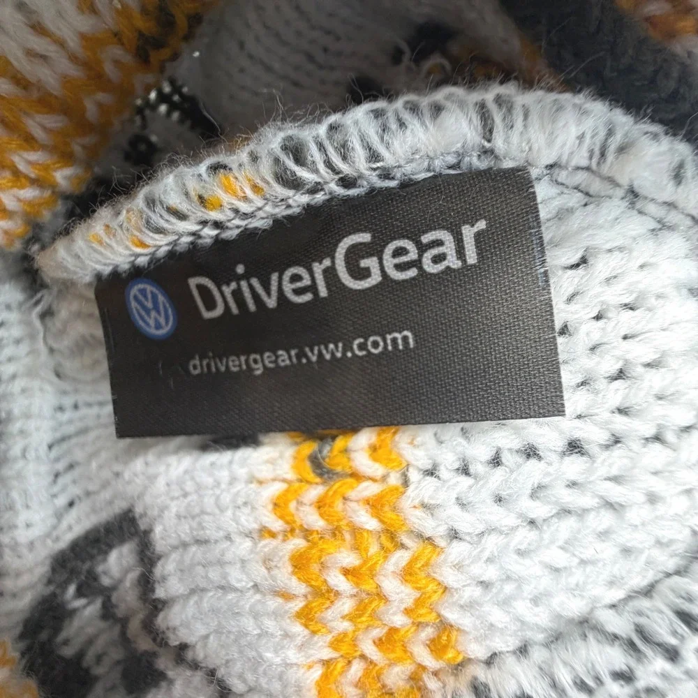 Volkswagen DriverGear VW Daisy Flower Knit Beanie Gray Yellow White One Size